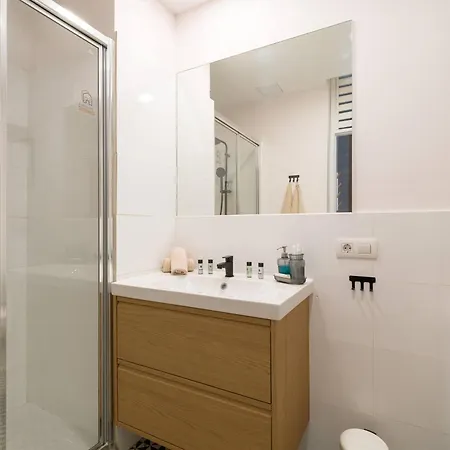 Amanece Cerca De La Playa De Canteras Bt2b Apartamento *