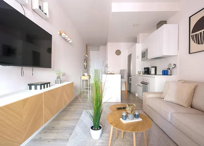 Amanece Cerca De La Playa De Canteras Bt2b Las Palmas de Gran Canaria